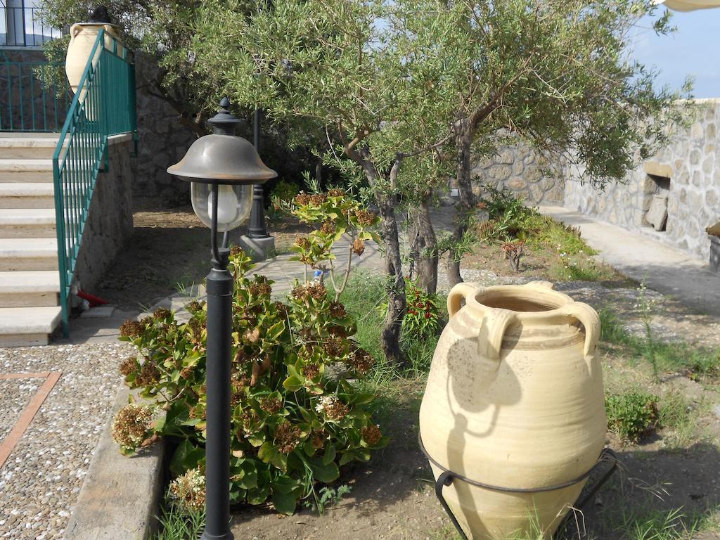 Case Vacanze Margherita Lipari  Exterior photo